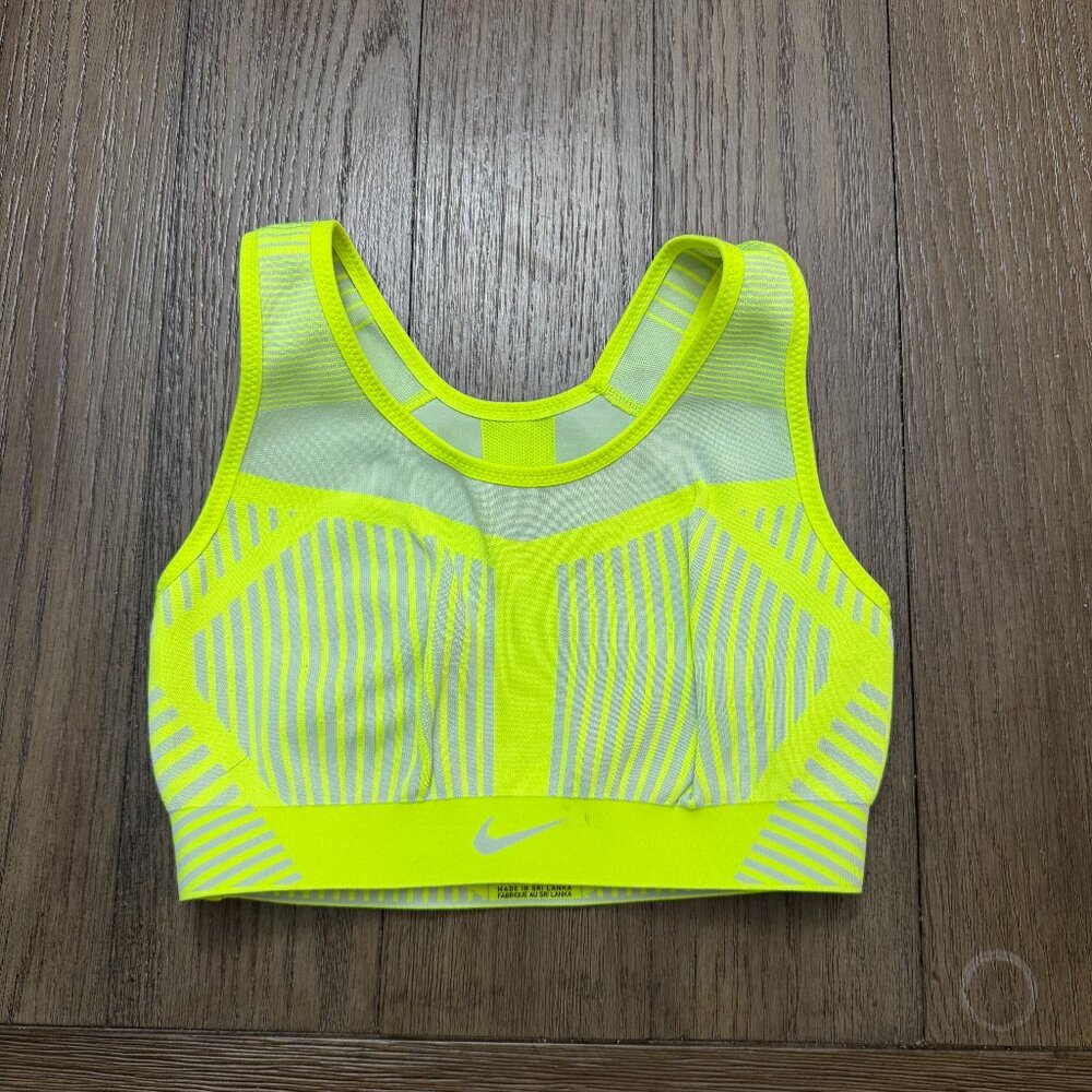Nike Fe/nom flyknit sports bra volt yellow Sz. S